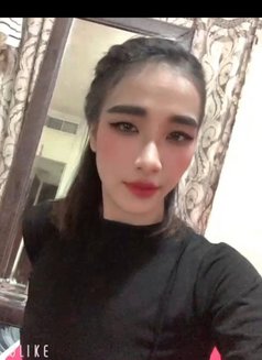 CANDII/Full Service/Anal/Petite/GFE - puta in Dubai Photo 1 of 13