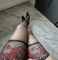 Candy BUBBLE PEACH - Transsexual escort in Noida Photo 7 of 9