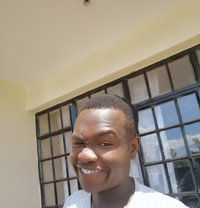 Candy Bumstick - masseur in Mombasa