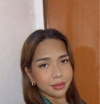 Candy Can Make You Special - Transsexual escort in Manila