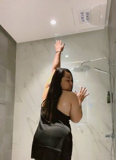 So pain Good massage - escort in Doha Photo 9 of 10