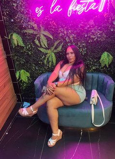 Candy - escort in Abu Dhabi Photo 1 of 5