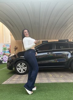Candy - escort in Dubai Photo 15 of 17