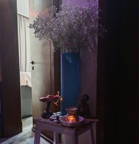 Candy - masseuse in Al Juffair