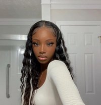 Candy - escort in Muscat