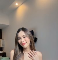 Candy - escort in Singapore