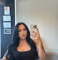 CANDY ♥ FIRST TIME ♥ EXCLUSIVE MODEL - puta in Al Manama Photo 1 of 12