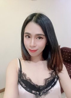 Candy Good Service - Acompañantes transexual in Al Manama Photo 2 of 5