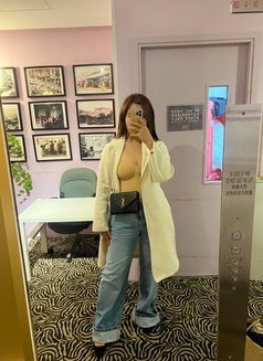 Candy kazhakstani party girl - puta in Hong Kong Photo 14 of 19