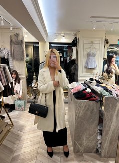 Candy kazhakstani party girl - puta in Hong Kong Photo 18 of 19