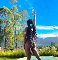 Candy - escort in Bali Photo 7 of 7