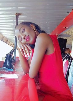 Candy - escort in Nairobi Photo 5 of 6