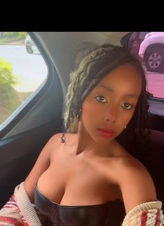 Candy - escort in Nairobi Photo 1 of 1