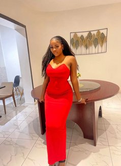 Candy Luxuryspa - masseuse in Abuja Photo 3 of 4