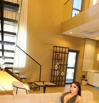 Candy - escort in Accra