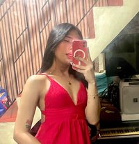 Candy Pixxie - Transsexual escort in Manila