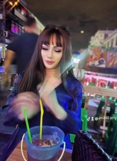 Candy SoHot - Acompañantes transexual in Bangkok Photo 4 of 4