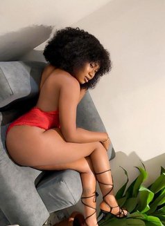 Candy - escort in Riyadh Photo 5 of 5