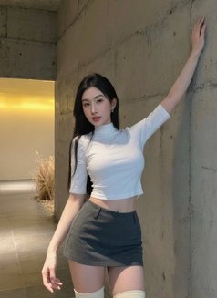 candy sukhumvit - puta in Bangkok Photo 8 of 9