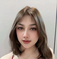 Candy - escort in Ajmān