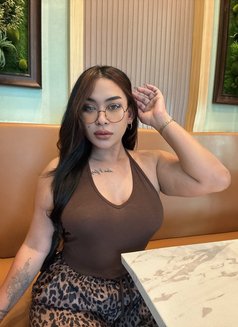 Candy - puta in Phuket Photo 10 of 14