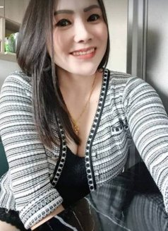 Candy - escort in Riyadh Photo 6 of 8