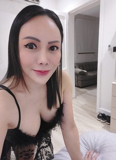 Candy - puta in Riyadh Photo 10 of 10