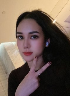 Tina Service Anal Outcall - puta in Singapore Photo 4 of 4