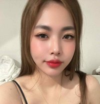 Candy - puta in New Delhi Photo 5 of 5