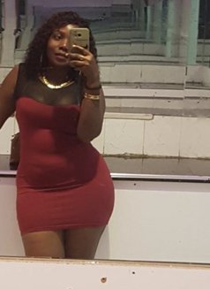 Ms Candy - escort in Kampala Photo 4 of 5