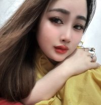 Candy - puta in Mumbai