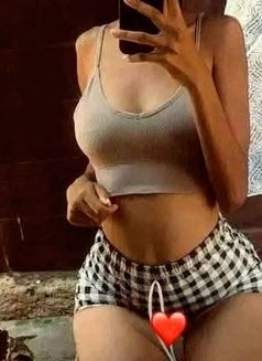 Candy Your Fave Girl - puta in Gaborone Photo 1 of 6
