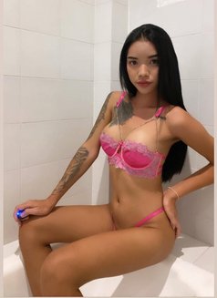 Candyts - Transsexual escort in Bangkok Photo 4 of 6