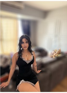 Cansu - escort in Riyadh Photo 9 of 9