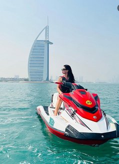 Cansu - Male escort in İstanbul Photo 4 of 12