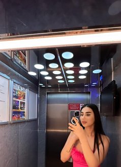 Cansu - Male escort in İstanbul Photo 9 of 12