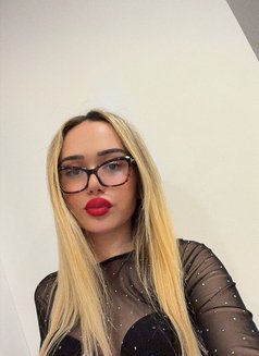 Cansu Vıp - escort in İstanbul Photo 9 of 10