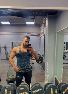 Cap Ahmed Elmsary - Male escort in Cairo Photo 17 of 23