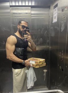 Cap Ahmed Elmsary - Male escort in Cairo Photo 28 of 29