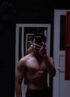 Cap Omar - Male adult performer in Cairo Photo 3 of 7