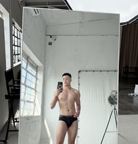 Capricornus Ng - Acompañantes masculino in Bangkok