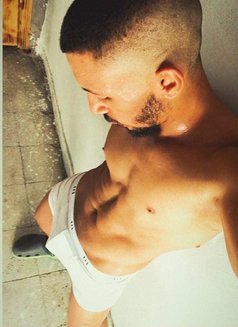 Captain Massage - Acompañantes masculino in Cairo Photo 2 of 2