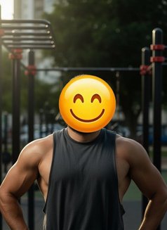 Captain Ashraf - Male escort in Cairo Photo 1 of 7