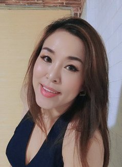 Cara - escort in Bangkok Photo 12 of 14