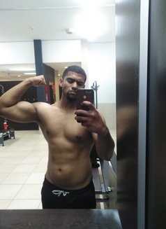 Caram D - Male escort in Cape Town Photo 1 of 1