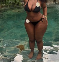 Caramella Fleur - puta in Dakar