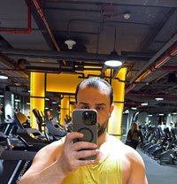 Karimعربي - Male escort in Dubai