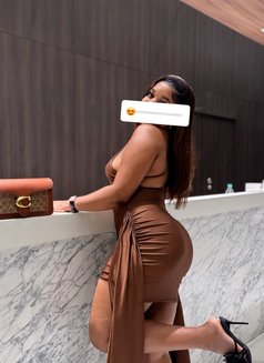 Careen - escort in Lagos, Nigeria Photo 3 of 6