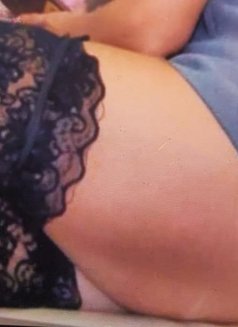 Caren - escort in Beirut Photo 7 of 7