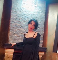 Mimi - escort in Beirut